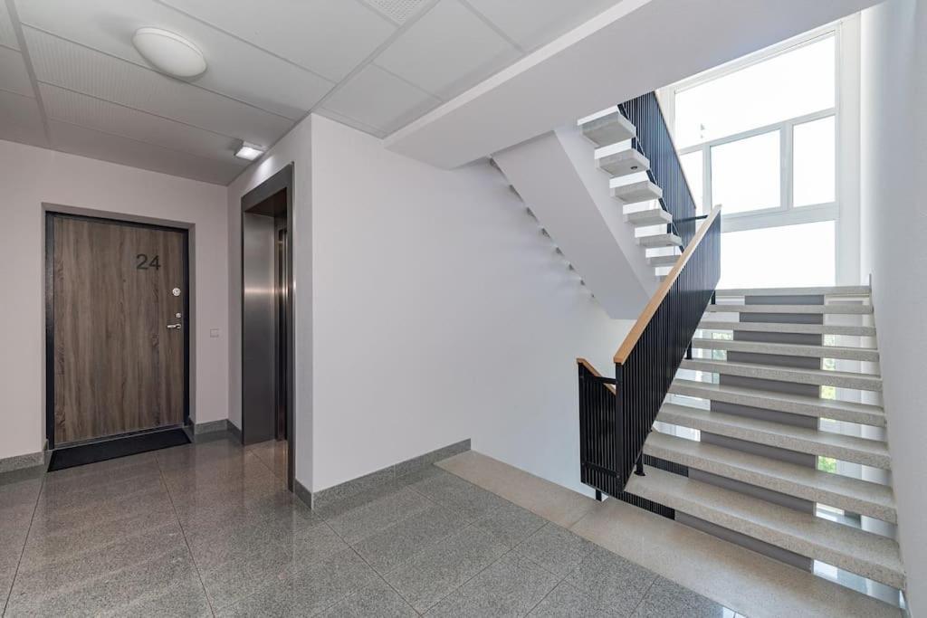 Bright Kaunas Apartment With Castle View Exterior foto